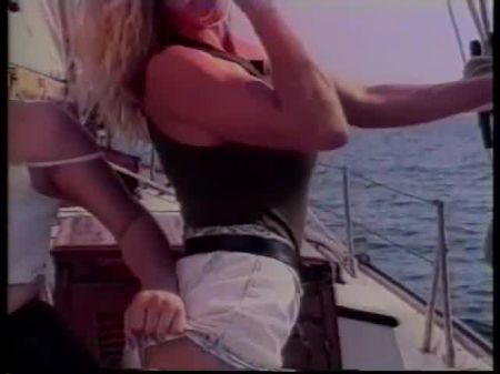 Blondie Lezzy Accomplices Suck And Sex On Boat: Free Porn E6