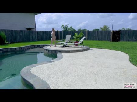 Playing Bare In The Pool , Free Spankwire Tube Hd Porno 1d