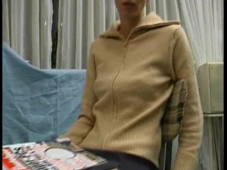 Short Haired Teenage Handballing Herself , Free Porno 60