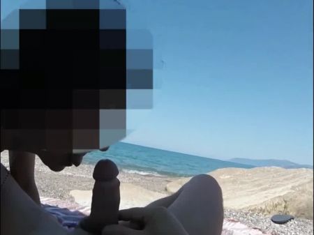 Woman Deep Throats Schlong At Society Beach And Gets Caught By Stranger