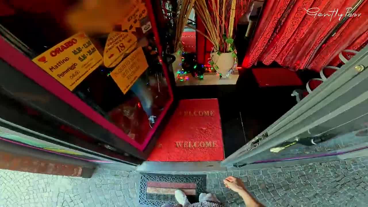 sexyshop donnadikuori: i display my stiff fuck-stick to the saleswoman of  the shop - anybunny.com