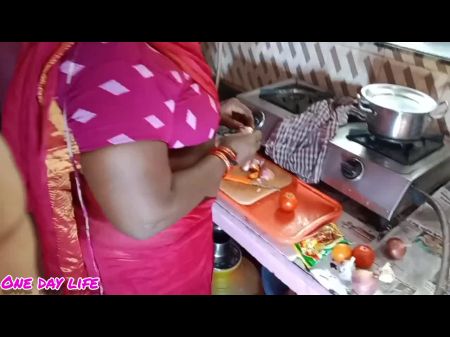 Tamil Neelaveni Desi Wife Kitchen Working Rough Stiff Hook-up Indian Style