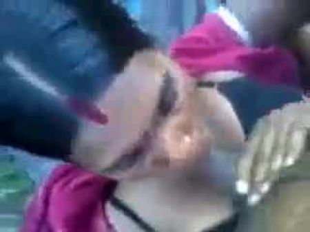 Desi Hindi Girlfriend Fucking Outdoors With Her Beau 27