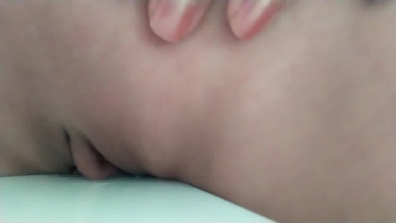 av見てたら愛液トロトロになったのでテーブルでオナニー after eyeing porno my wet pussy needed ...