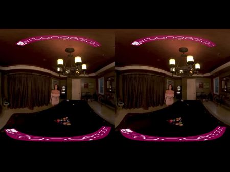 كوم مفلس فاتنة أغسطس تايلور مارس الجنس بجد على طاولة البلياردو في VR 