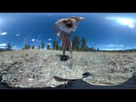 Giantess Peeing Outside 360vr