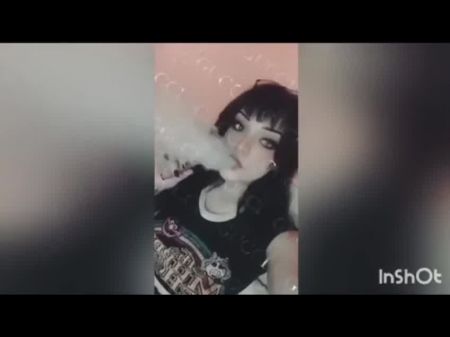 Meet Dezzy - Your Fresh Favorite Goth Phat Ass White Girl