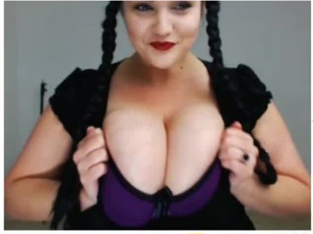 38h Gigantic Breasts Live On Webcam