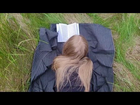 College Girls Make Love In Nature And Read Freud