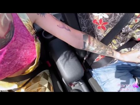 Horny Harley Quinn Wank Anal Invasion And Tough Butt Make Love Outdoor In The Cabriolet