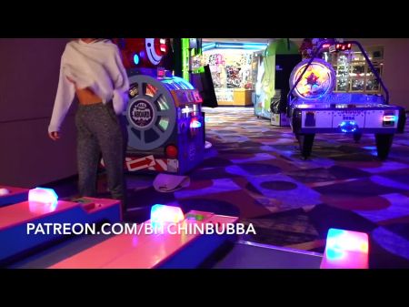 Horny Lady Flashing In An Arcade