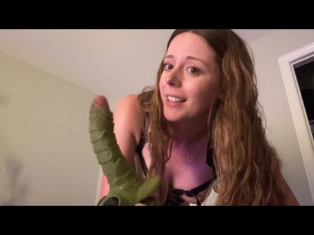 Reading Erotica While Being Dicked By A Monster Dick !