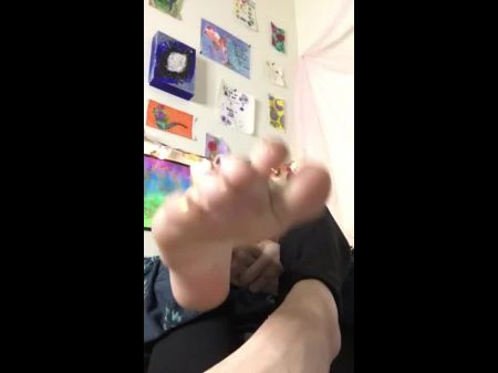 Blowing Cock My 18 Y/o Toes Before College
