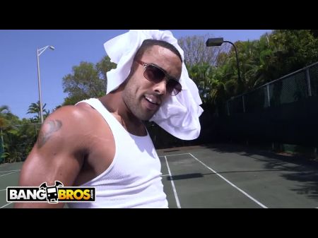 Large Booty Milf Kiara Mia Luvs Large Ebony Prick