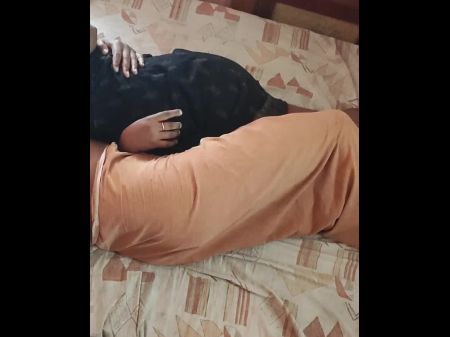 Superb Tamil Dame Fuking In Hostel Apartment
