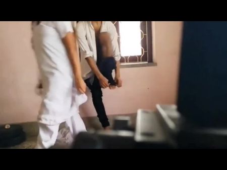 Индийская школьница вирусное видео, записанное парнем 