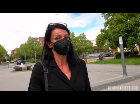 Czech Streets – Milf Luvs A Vibro In Public