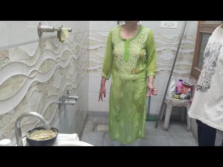 indian sutela bhai saw the stepsister doing the scandal and even after refusing to request to her