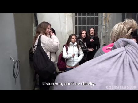 Calles checas - Girls de Hairdressing Tech 