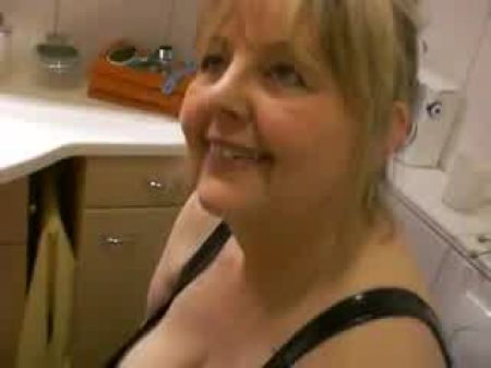 Nina Is A Dick Licking Lacquer Mouse