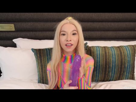 肮脏的说话肯齐·里夫斯（Kenzie Reeves）乞求更多屁股奶油暨