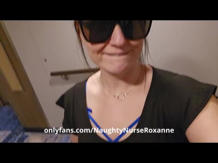 Zimmer Hüpft, Um Mehrere Jungs Zu Ficken 