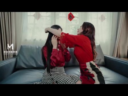 Modelmedia Asia - Reunion Dinner - Exchanging Playmates For A Bitchy New Year