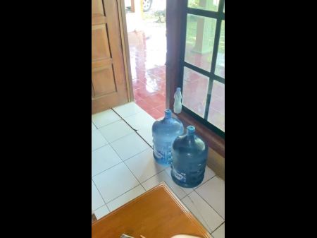 Panic ... Casi descubierto, quería cruzar a mi esposo para que tuviera prisa 