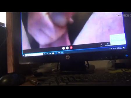 Frau Auf Skype 