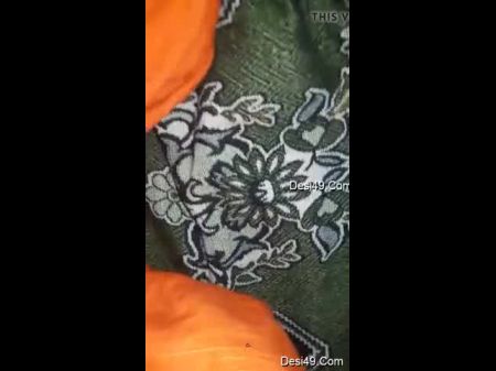 爱人的Desi Bhabhi Boobs和Pussy Record 