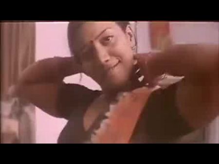 خادمة Panimanishi Kasi Lanja Sollu Kasi Ga Pisikadu 