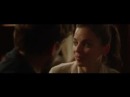 Elena Anaya Allison McKenzie in Swung 