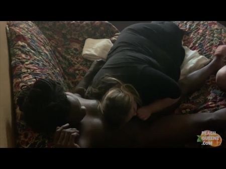 Zwei Amateur -BBWs haben einen Dreier mit einem BBC 