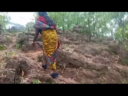 Village Bhabhi Facked By A School Undergrad In Forest