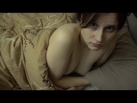 Überzeugte Stiefschwester, Ihren Ersten Creampie -sex Zu Haben 