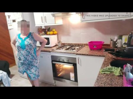 Arabe Hefty Culo Step Mum Display An Dance 1