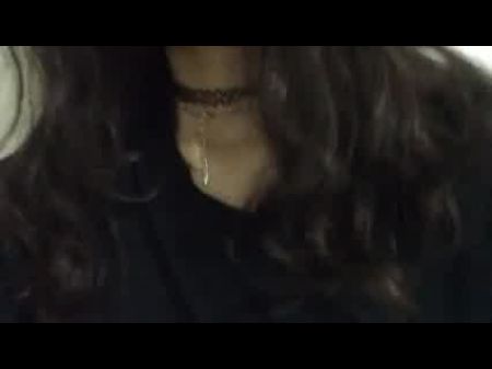 Desengarse de mí, para que puedas ver mis tetas, mi trasero y delicioso 