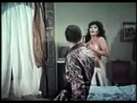 Griego porno Ispilia Tis Amartias (1976) 