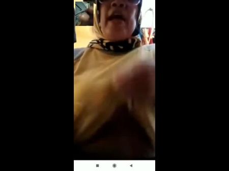 Mak Haji Sofiatun Pamer Bh Baru Ke Anak Mantu 