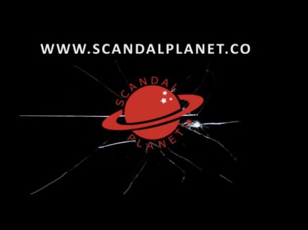 scandalplanet.com上的Carolyn Thomas裸色场景