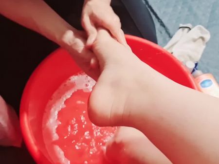 My Cheating Husband Neat My Feet And Make Me Prepped To Meet My Lover