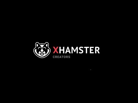 极端的肛门1,5升塑料瓶乘坐屁股
