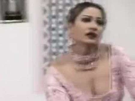 Saima Khan Lovely Mujra