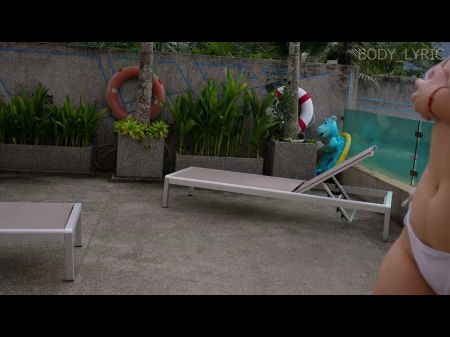 Stepsister In A New Bikini Seduced Her Stepbrother
