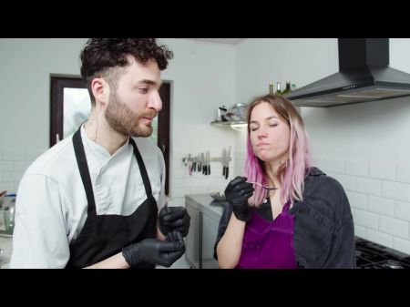 Wild Duo Bangs While Cooking