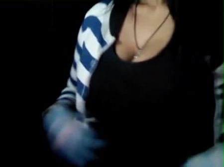 Amazing Pakistani Woman Nehakhan Shows Globes To Bf P3