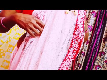 Indian Gorgeous Housewife Betraying Spouse Pummeling Boy Friend , Telugu Muddy Talks .