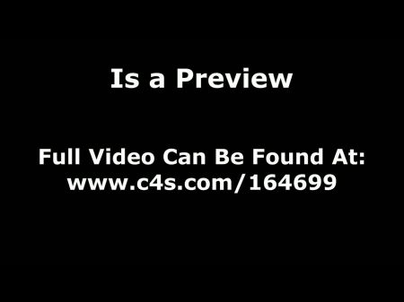 بوف مزدوج كس العبادة والبصق femdom مع صوفي وكيرا 