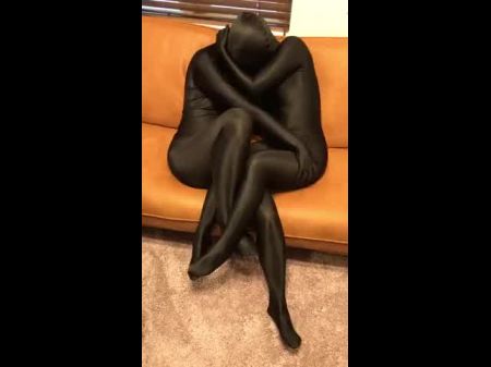 2 Zentai Dolls