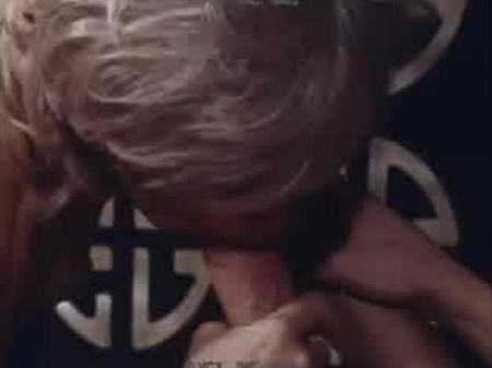 Auf Der Ganzen Welt Mit John Holmes 